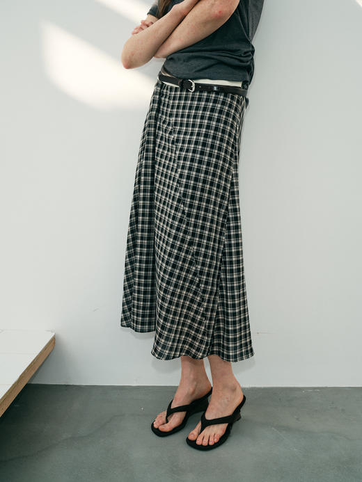 天丝格纹立裁切割半裙 商品图4