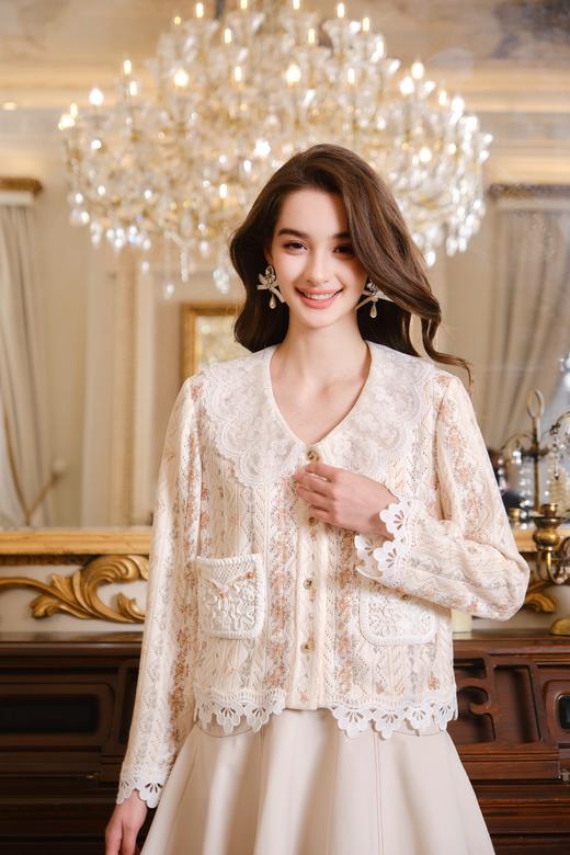 棕白蕾丝领立体蝴蝶结镂空针织开衫 商品图1