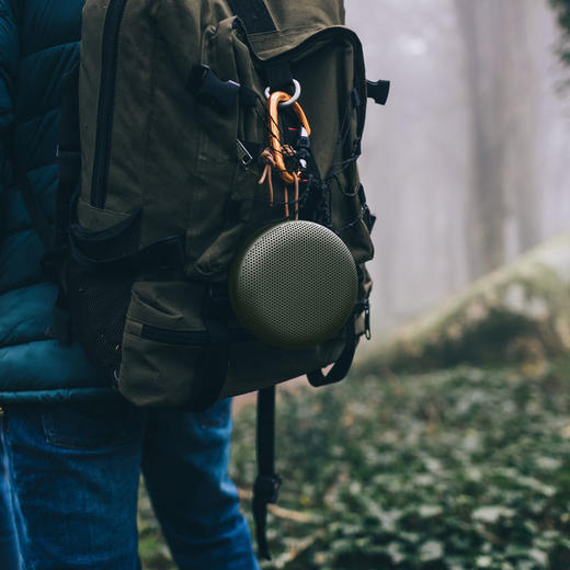 【苔藓绿限量色】 经典 B&O  BeoPlay A1 便携式HIFI蓝牙音响 小体积 好声音 APP连接 商品图3