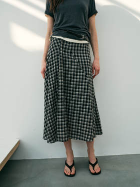 天丝格纹立裁切割半裙