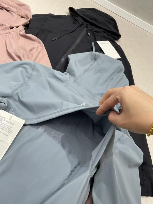 LULU家裸感面料女士带帽运动夹克..各位女神的最爱.. 商品图7