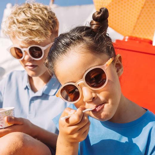 OLIVIO&CO 宝宝孩子夏日出行时尚太阳眼镜 商品图3