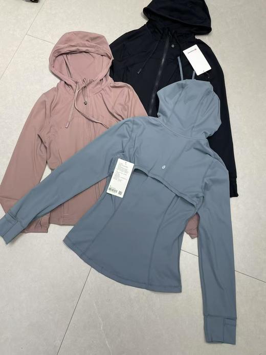 LULU家裸感面料女士带帽运动夹克..各位女神的最爱.. 商品图3