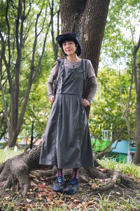 轻户外假两件连衣裙