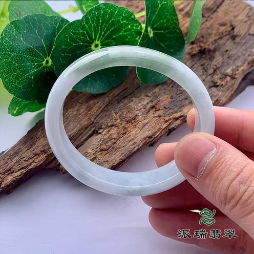派瑞翡翠 翡翠手镯 糯种 飘花 商品图3