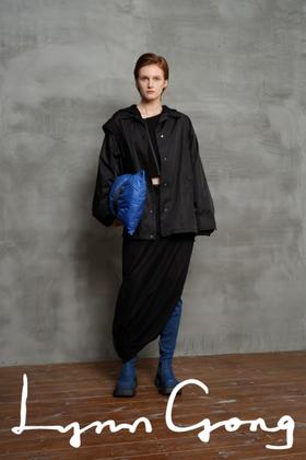 旋转罗纹衬衫夹克