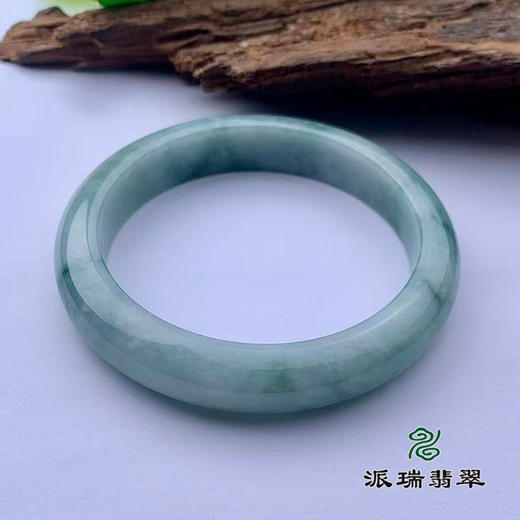 派瑞翡翠 翡翠手镯 糯种 绿色 飘花 商品图3