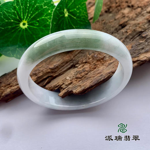 派瑞翡翠 翡翠手镯 糯种 飘花 商品图0