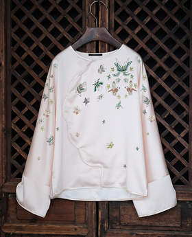 盛唐牡丹盛奢系列 | 蝴蝶花纹手绣真丝上衣