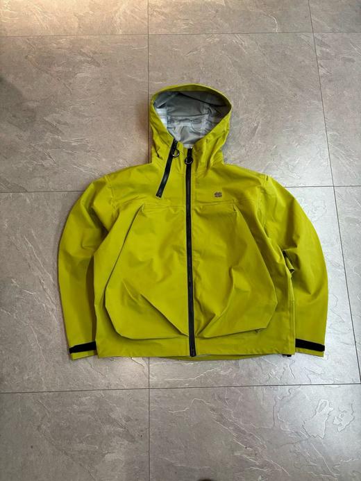 小树家KL三色冲锋衣，男女同款.. 宽松版，上身无敌帅.. 商品图3