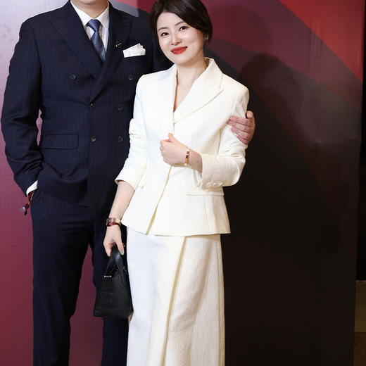 【预售】良木礼板娘年会翻领套装（2601） 商品图2