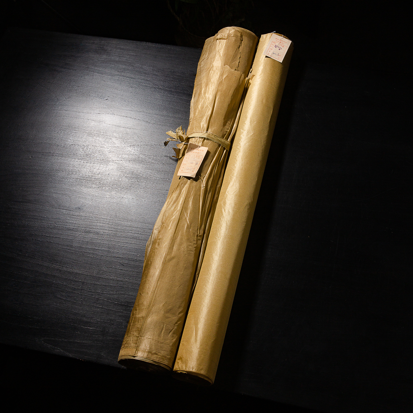 70-80年代浙江省湖州市双林绫绢厂精制老绢（一米）