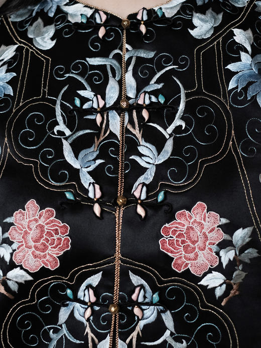盛唐牡丹盛奢系列 | 三蓝绣重缎真丝马甲 商品图2