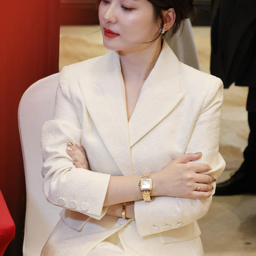 【预售】良木礼板娘年会翻领套装（2601） 商品图3