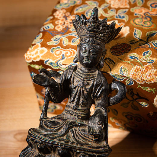 清代铜菩萨像 商品图8