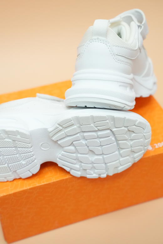 简约百搭运动小白鞋6880 商品图6