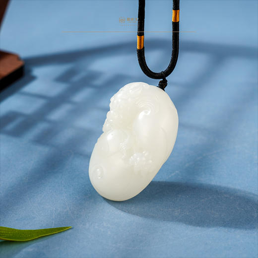 「财禄双全」羊脂白玉貔貅把件 商品图2