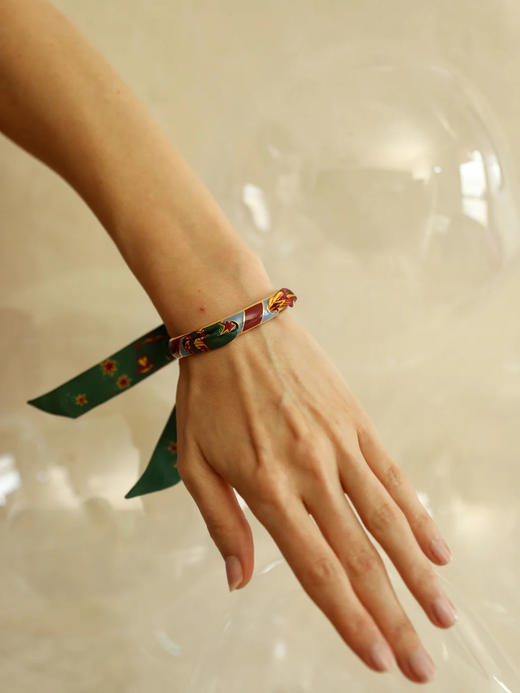 订购8周到｜AN-NEE-Bim émail bordeaux-星象图腾 2cm 丝巾手镯［法国设计师］ 商品图0