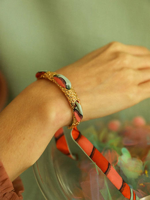 订购8周到｜AN-NEE-Queen-律动节拍 1cm 丝巾手镯［法国设计师］ 商品图1