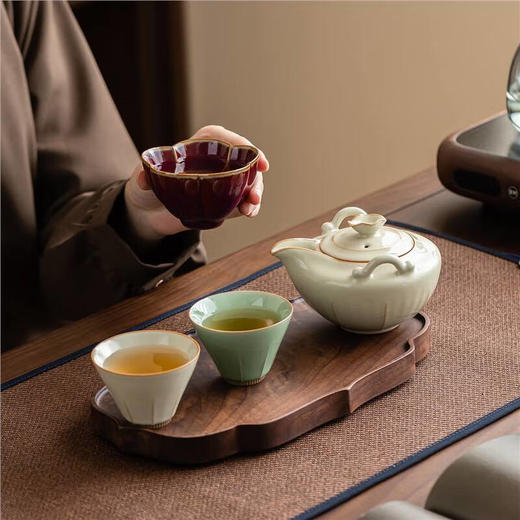 汝窑功夫茶具柏韵菩提莲心手抓壶一壶三杯 商品图2