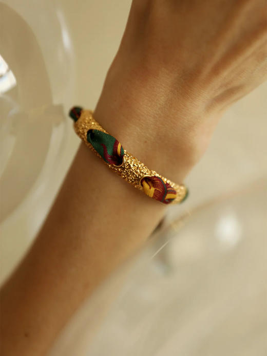 订购8周到｜AN-NEE-Queen-星象图腾 1cm 丝巾手镯［法国设计师］ 商品图0