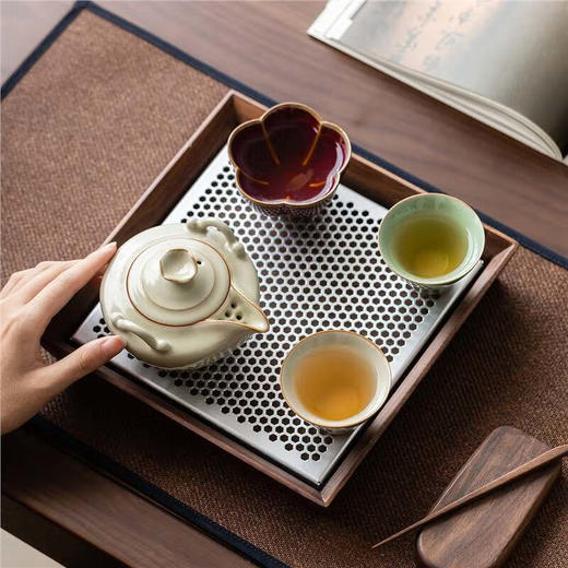 汝窑功夫茶具柏韵菩提莲心手抓壶一壶三杯 商品图4