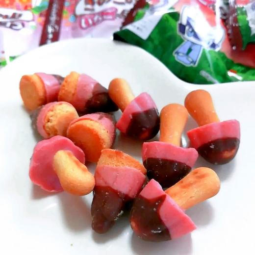 明治蘑菇山竹笋乡双拼草莓巧克力味饼干92g/153001 商品图2