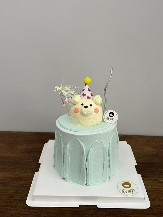 可爱奶霜小熊蛋糕 商品图0