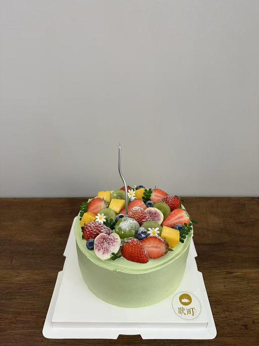缤纷水果开心果奶油蛋糕 商品图1