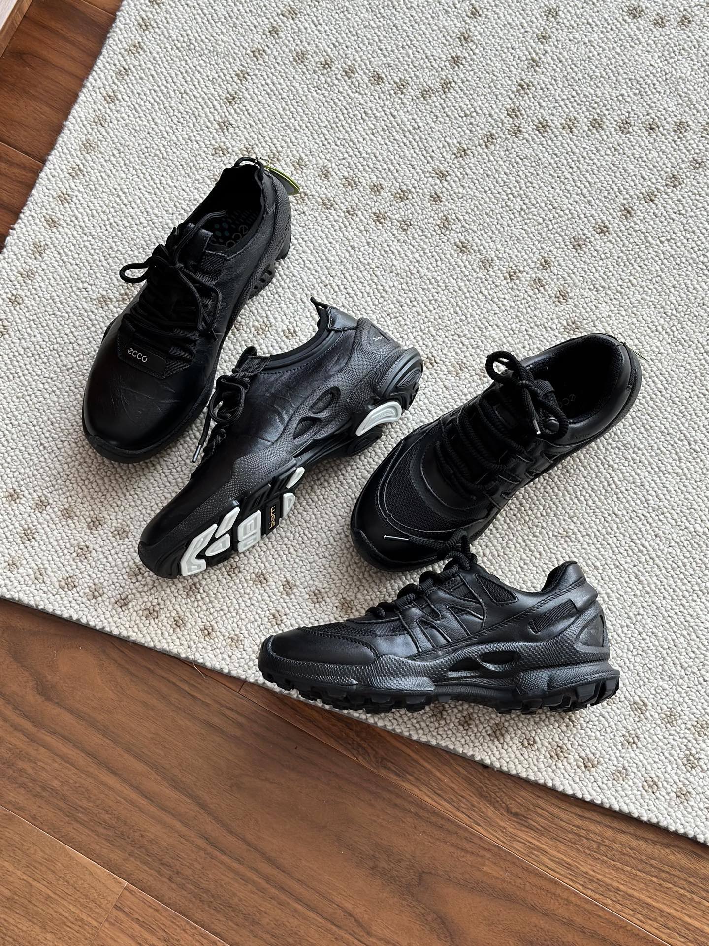 爱步Biomc健步跑鞋 两个款式