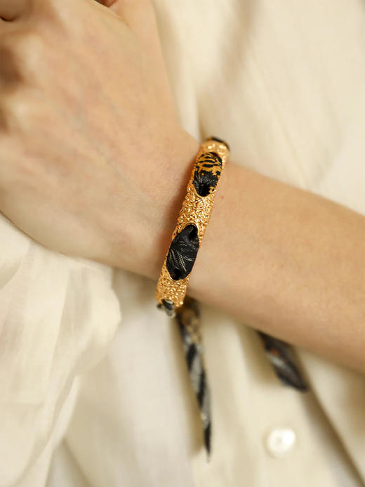 订购8周到｜AN-NEE-Queen-幻境旷野 1cm 丝巾手镯［法国设计师］ 商品图0