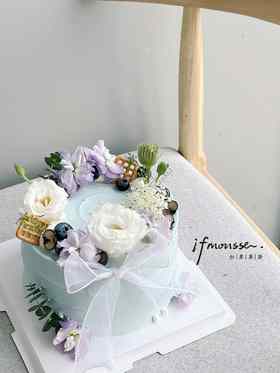 「女士」蓝色缤纷花园