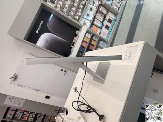 【门店样品】Studio Display 店铺同步在售，库存更新可能不及时看中直接扫码联系店内销售。 商品图6