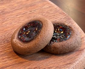 巧克力树莓饼干2块Choco Raspberry cookies