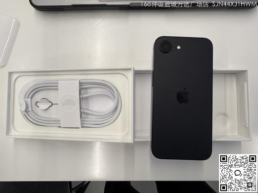 【门店样品】iPhone16e店铺同步在售，库存更新可能不及时看中直接扫码联系店内销售。 商品图7