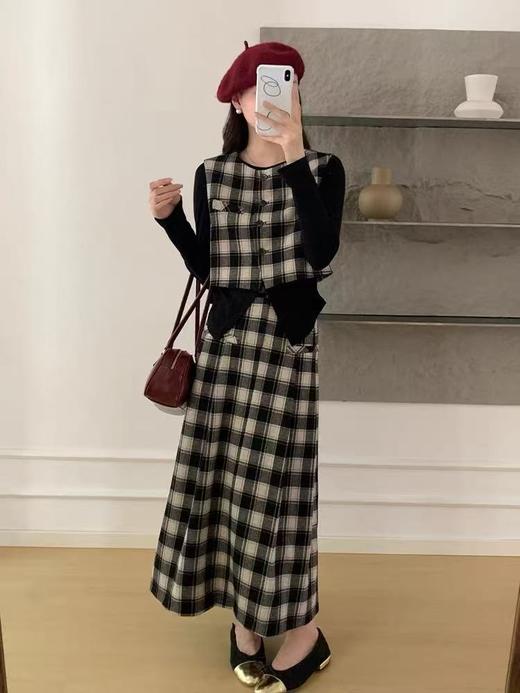 418良粉节|2026 活动爆款 活动爆款～【自营】衣周期～（三件套）Q95格子马甲➕长袖T恤➕格子半身裙套装-喜出 商品图2