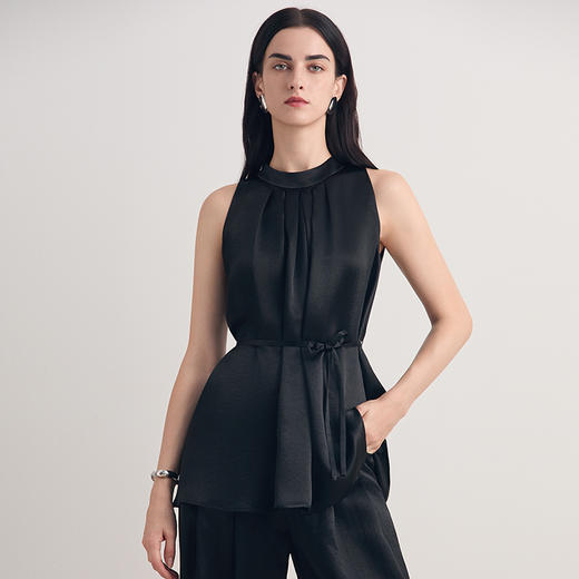 EITIE爱特爱优雅精致缎面百搭系带收腰显瘦无袖上衣2026夏新款8613303 商品图3
