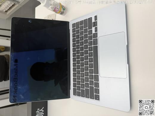 【门店样品】1️⃣13 英寸 MacBook Air Apple M4店铺同步在售，库存更新可能不及时看中直接扫码联系店内销售。 商品图10