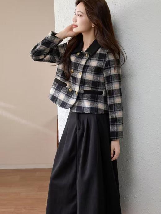 418良粉节|2026 活动爆款 活动爆款～【自营】衣周期～（二件套）Q79小香风格子翻领外套➕黑色半身裙套装-喜出 商品图3