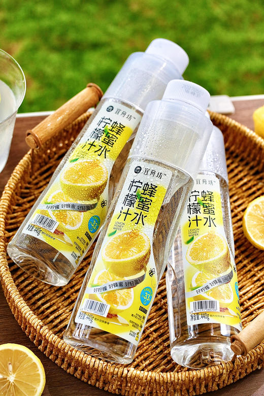 宜舟坊柠檬蜂蜜水❗️实现了让喝蜂蜜水变得简单！拧开瓶盖，蜂蜜流入水中，摇晃均匀就可直接喝 商品图4