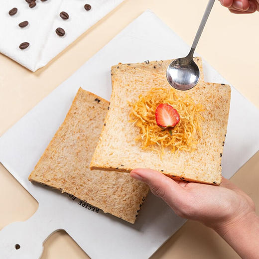 【分仓直发包邮】七年五季芝麻吐司602g*2袋 商品图3