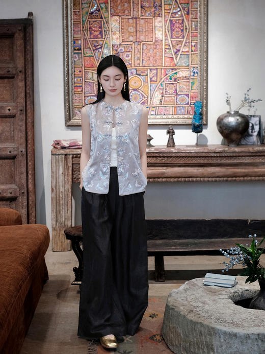 盛唐牡丹盛奢系列 | 青烟色蝴蝶手工刺绣马甲 商品图0