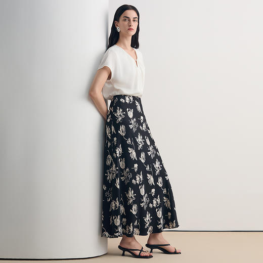 EITIE爱特爱温柔水滴领百搭领通勤休闲短袖上衣T恤2026夏新款8613302 商品图2