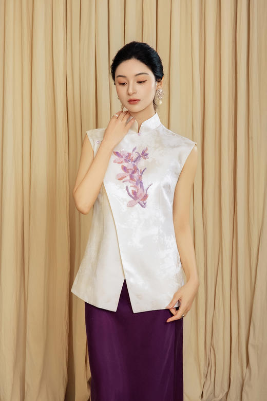 廷前观棠 | 涉江吟长款马甲 商品图2