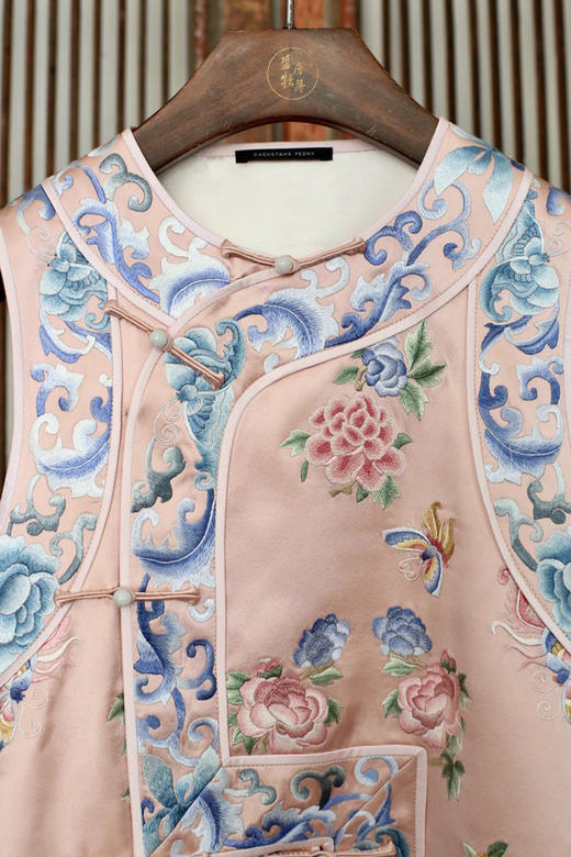 盛唐牡丹盛奢系列 | 重缎真丝手绣偏襟马甲-粉色 商品图1