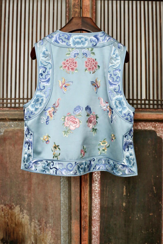 盛唐牡丹盛奢系列 | 重缎真丝手绣偏襟马甲-蓝色 商品图3