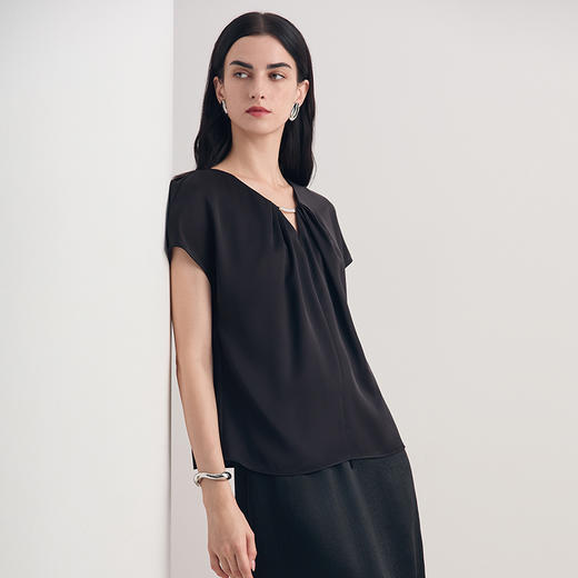 EITIE爱特爱温柔水滴领百搭领通勤休闲短袖上衣T恤2026夏新款8613302 商品图9