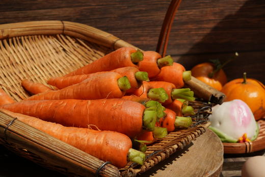 云南有机红胡萝卜1.5KG装/箱（商） 商品图3