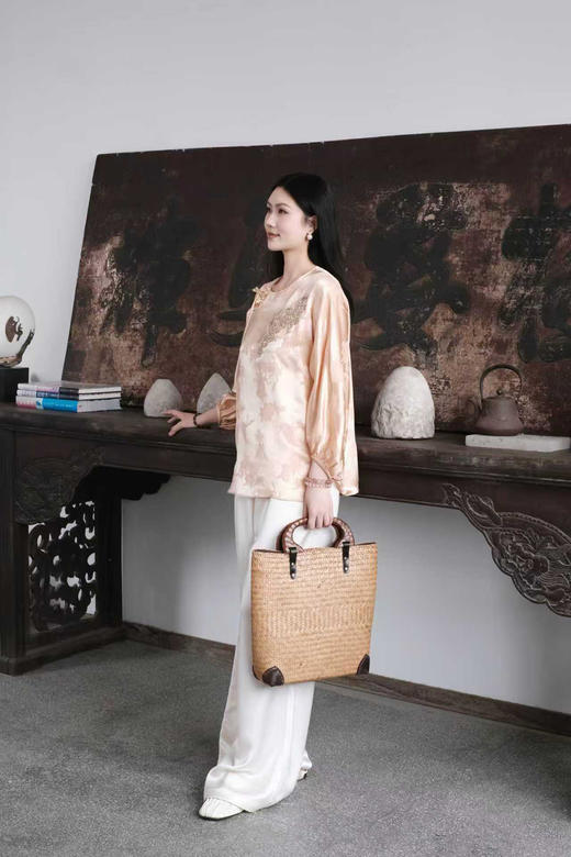 盛唐牡丹|真丝提花玉色新中式上衣 商品图2