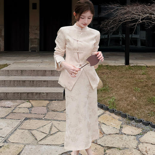 【预售7天】良木礼刺绣盘扣套装（1776） 商品图3